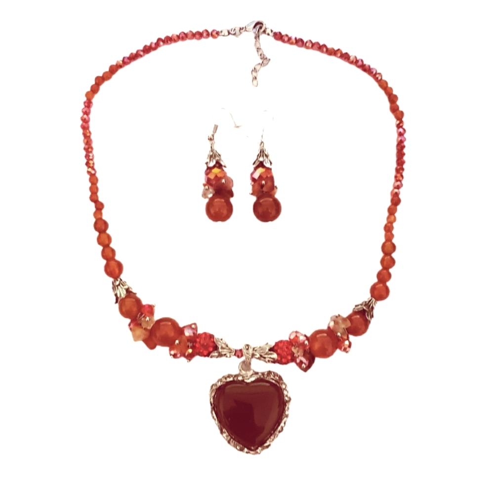 Red Agate Crystals Heart Necklace Set, NWT